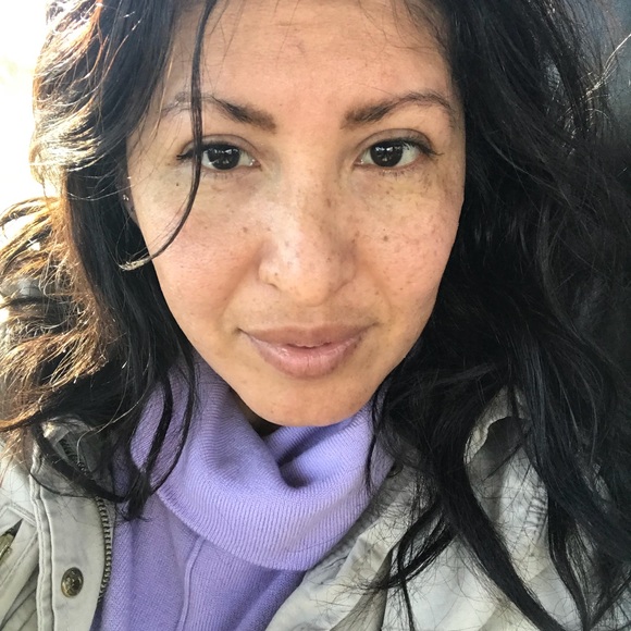 Meet your Posher, Isabel - Picture 1 of 1